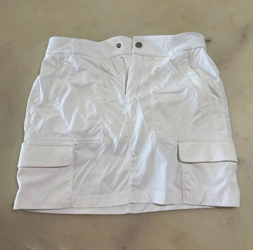 Athleta Sz 4 Athletic Skort White Tennis Golf Skirt Pockets Mesh Snap Closure